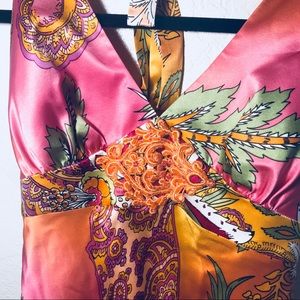 {CACHÉ} BEADED HALTER SCARF TOP SZ 4